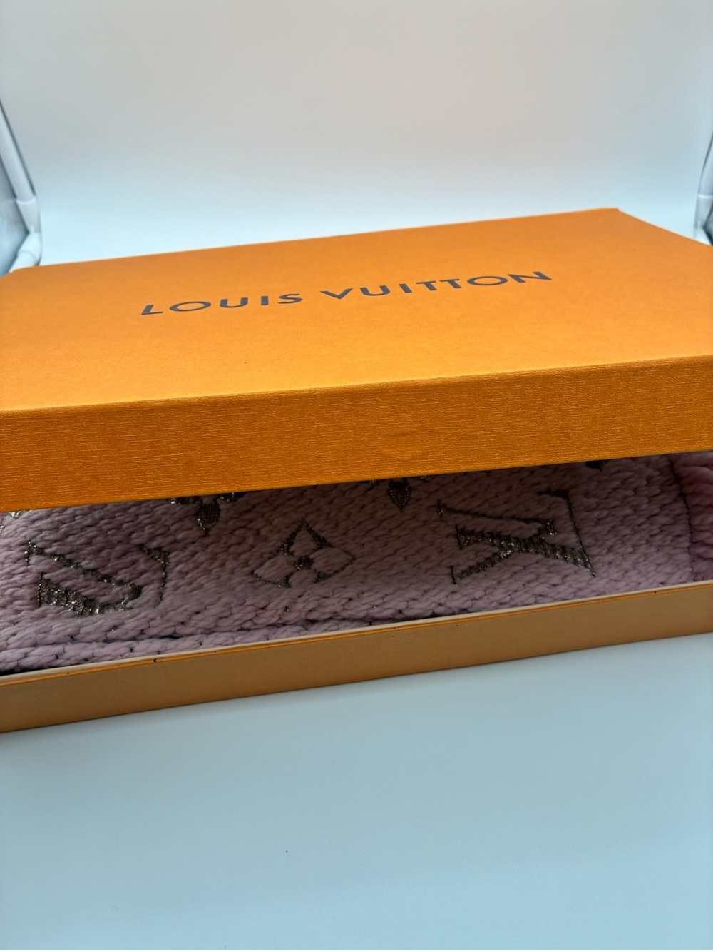 Louis Vuitton Blush Pink Monogram logomania wool scarf - Picture 8 of 12